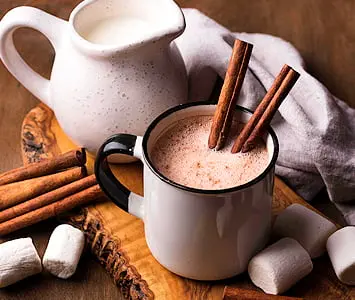 HOT CHOCOLATE & CHAI LATTES